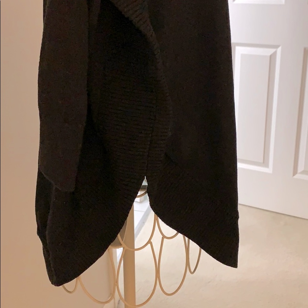 Express Sweater - Picture 2 of 2